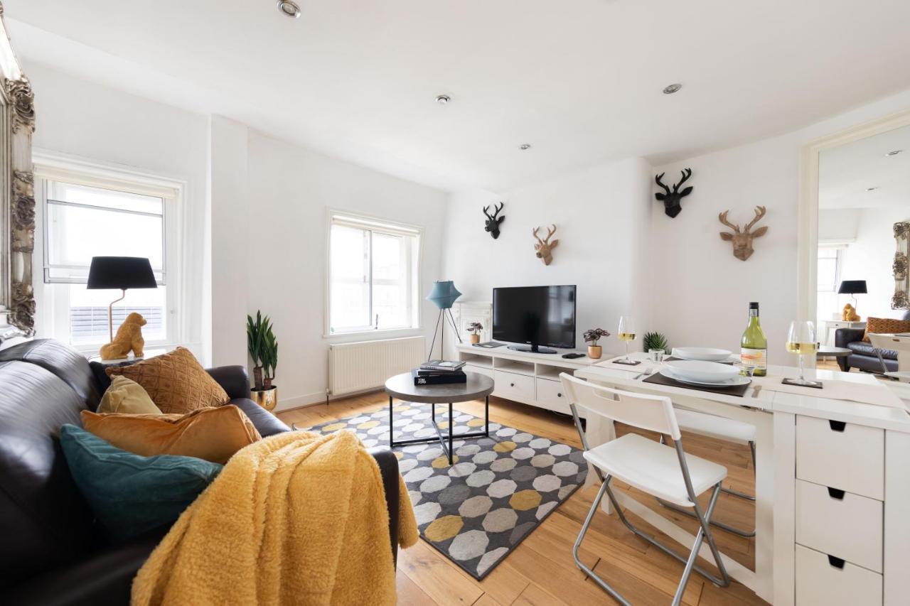 Spacious 1 Bed Oxford Street Apartment - Sleeps 4 Londen Buitenkant foto